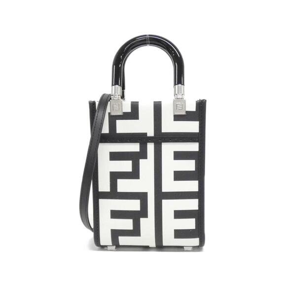 FENDI Black Shoulder Bag - Picture 1 of 8